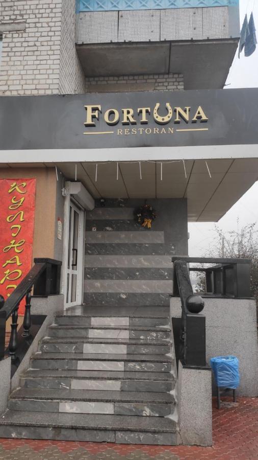 2-Х Комнатная Квартира Korosten Exterior photo